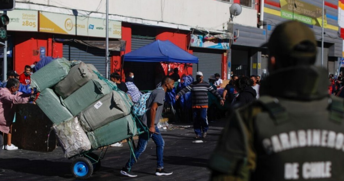 Detenidos por operativos de despeje en Meiggs y Plaza de Maipú