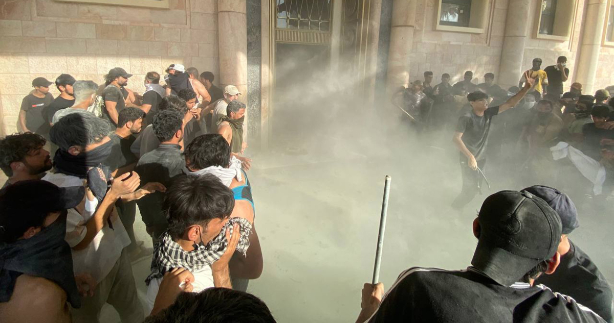 Amplían toque de queda a todo Irak tras multitudinarias manifestaciones sadristas