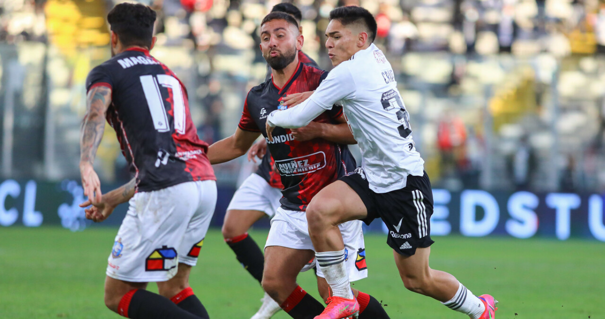 Antofagasta denuncia que fueron victimas de un robo de su indumentaria antes del duelo con Colo Colo.