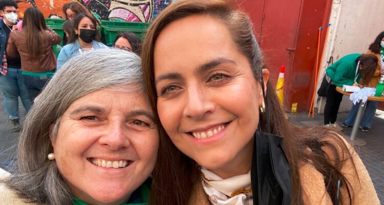 Kena Lorenzini en Caupolicanazo feminista