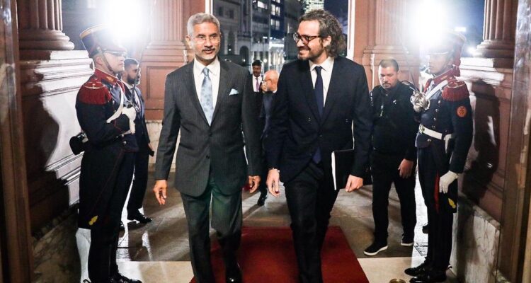 Cancilleres de Argentina e India