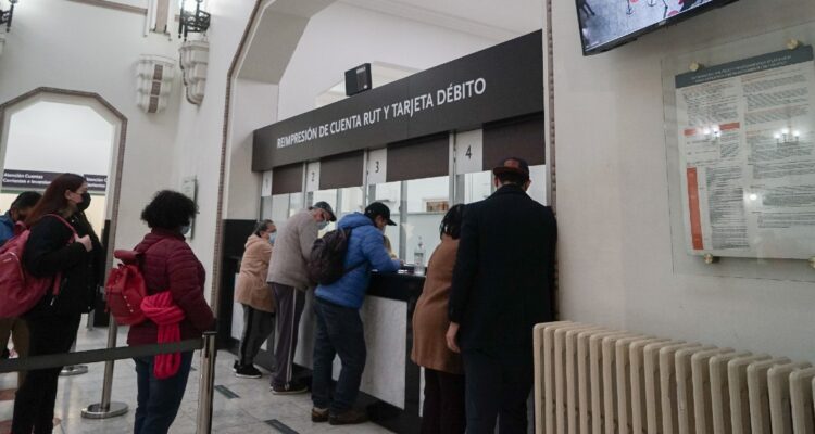 Tasas de créditos comerciales y de consumo llegan a niveles históricos e hipotecarios se moderan