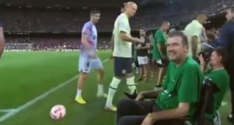 Barcelona y Manchester City protagonizaron intenso -y criticado- duelo amistoso contra la ELA.