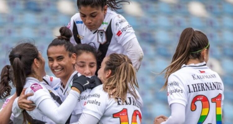 Twitter I Santiago Morning