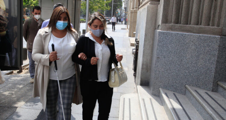 Consejo de Defensa del Estado pide rechazar millonaria demanda de Fabiola Campillai