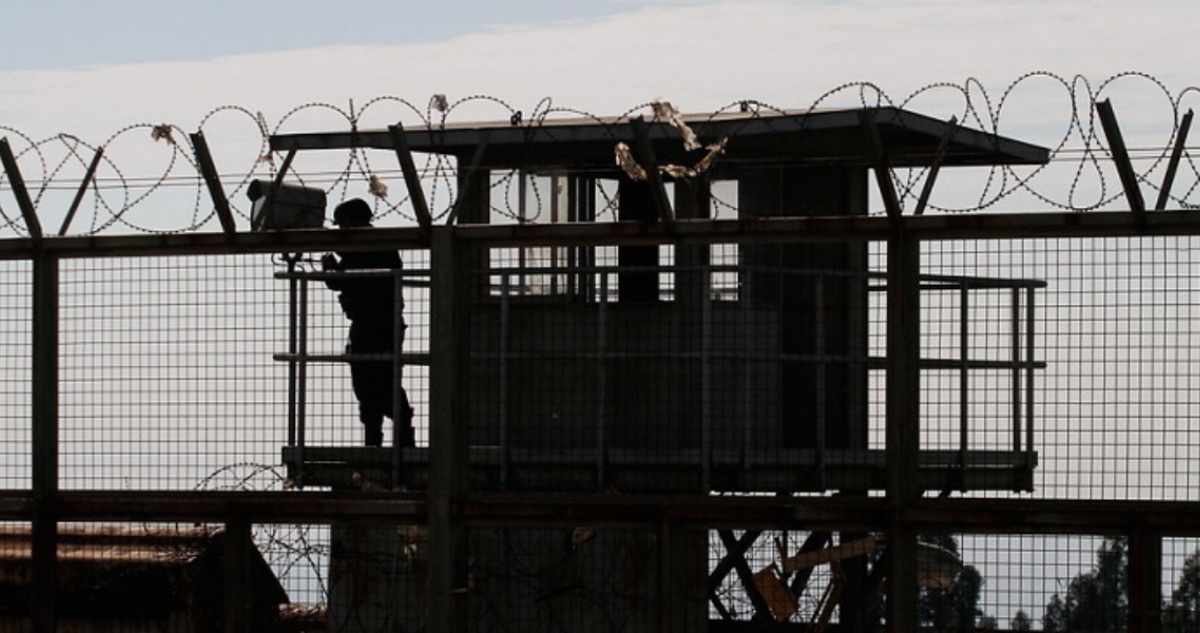 condena a 10 años y un día de presidio a autor de homicidio en penal Santiago I