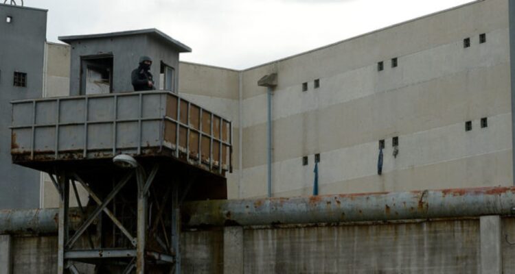 CELULARES CARCEL TREN ARAGUA