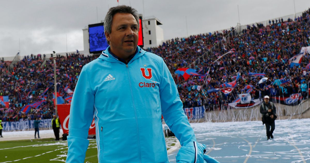 Víctor Hugo Castañeda explota por amargo presente de la 'U': "Esto más que nunca es Azul Azul" | Fútbol | BioBioChile