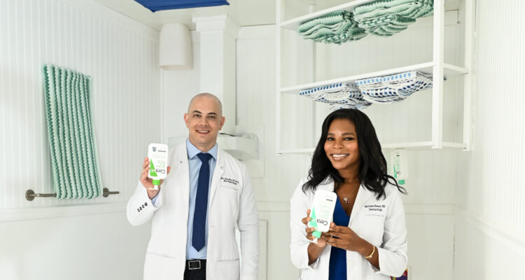 Dr. Portela y Dra. Henry, dermatólogos de CeraVe