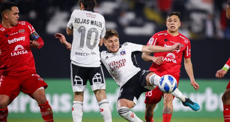 Colo Colo fue eliminado por Ñublense de Copa Chile.