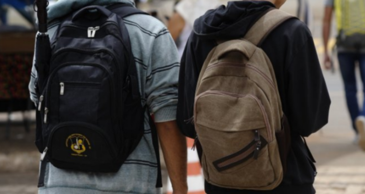 cuech por educación pública