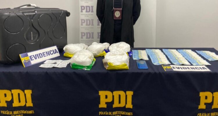 Detienen a sujeto que pretendía viajar a Europa con $700 millones en cocaína