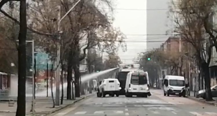 Detenidos en incidentes en Liceo Barros Borgoño