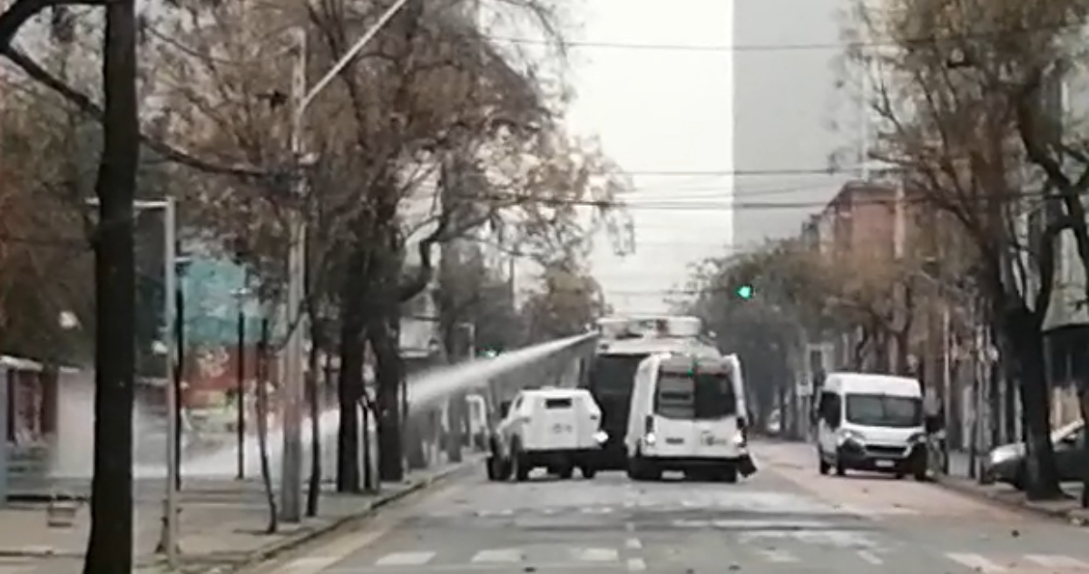 Detenidos en incidentes en Liceo Barros Borgoño