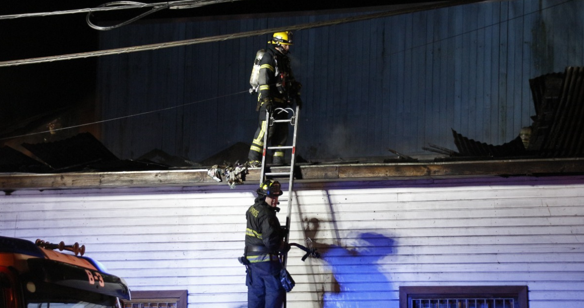 Bomberos en incendio de casona Temuco