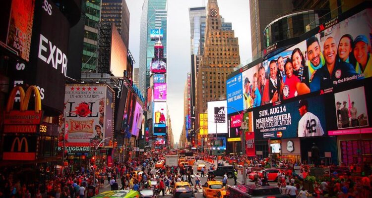 Inflación le da un respiro a Estados Unidos: bajó a 8,5% interanual y en julio precios no variaron