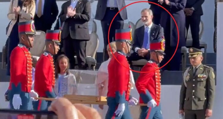 Espada de Simón Bolivar y rey de España Felipe VI