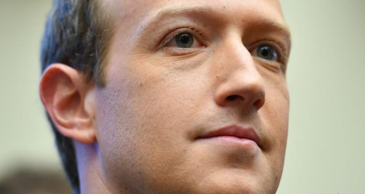 Facebook llega a acuerdo preliminar en demanda por escándalo de Cambridge Analytica.