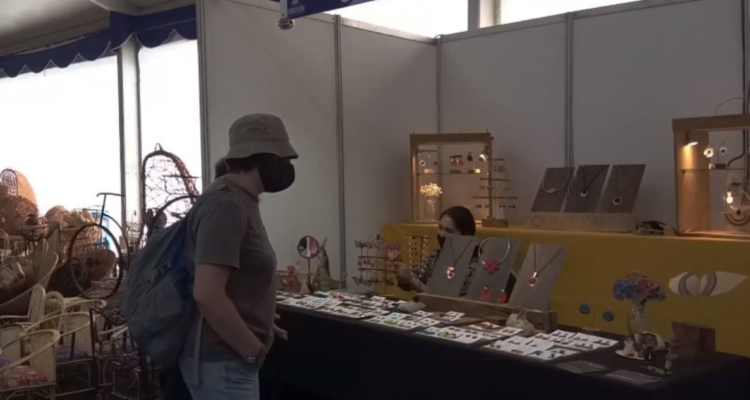 personas consulta feria Concepción