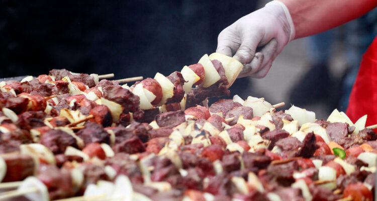 Diputados aprueban declarar feriado el 16 de septiembre y proyecto pasa al Senado