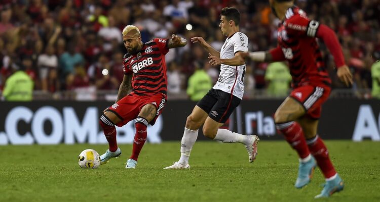 Flamengo visita al Paranaense por Copa de Brasil