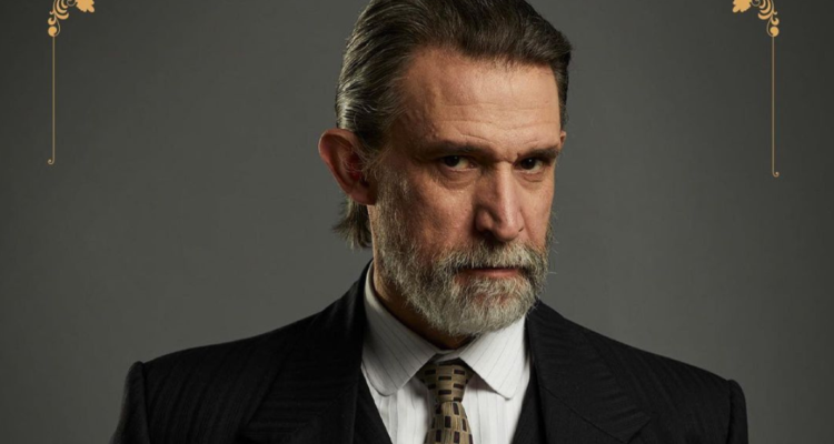 Melo en Hijos del Desierto