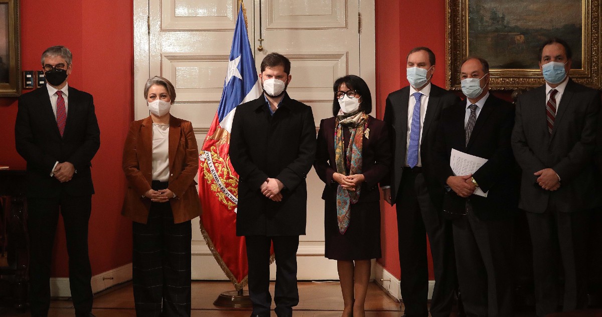 Gobierno anuncia mesa de trabajo con los empresarios para potenciar la inversión y productividad
