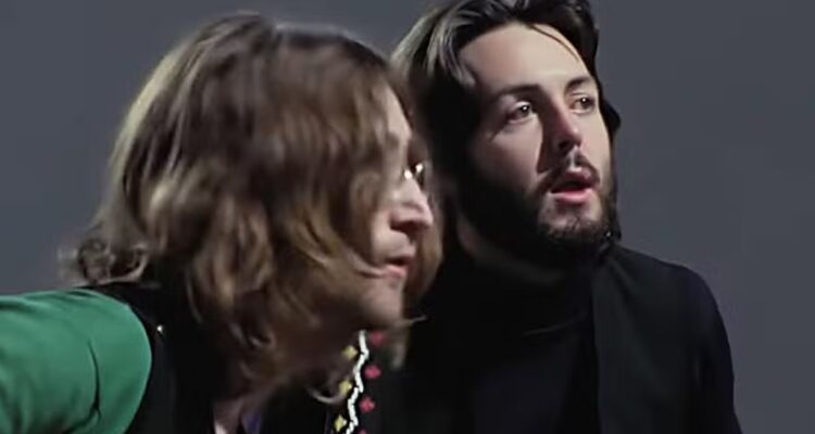 Hijo de John Lennon “en shock” tras ver dueto virtual de su padre con McCartney: “Me sorprendió”