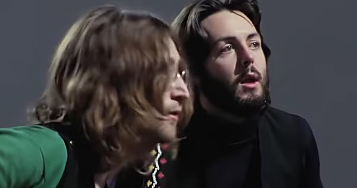 Hijo de John Lennon “en shock” tras ver dueto virtual de su padre con McCartney: “Me sorprendió”