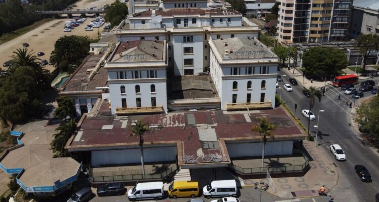 subasta muebles Hotel O’Higgins