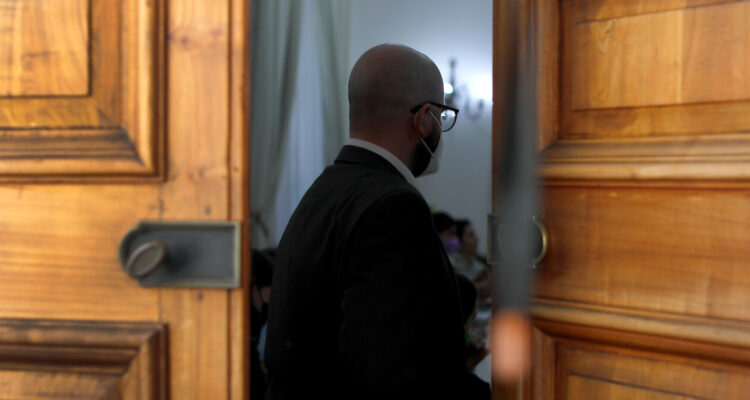 Instructivo de la Segpres estaría provocando tensión y retrasos en las iniciativas del Gobierno