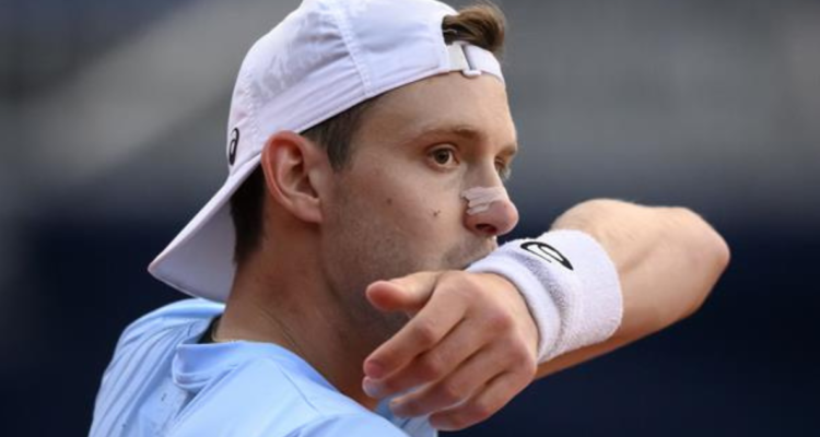 Nicolás Jarry va por el paso al cuadro principal del US Open.