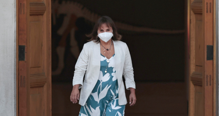 Confirman que Jeannette Vega fue citada para dos días en la Comisión Investigadora de la Cámara