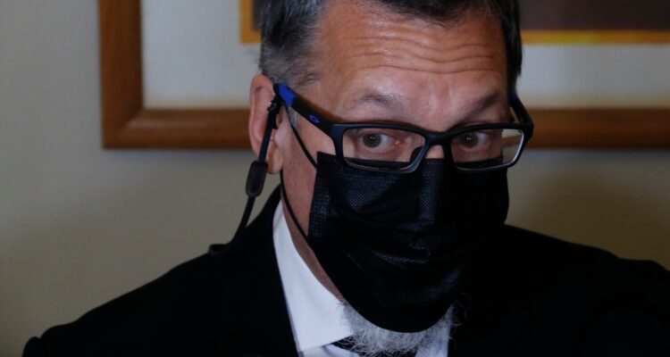 Lagos Weber por acuerdo oficialista