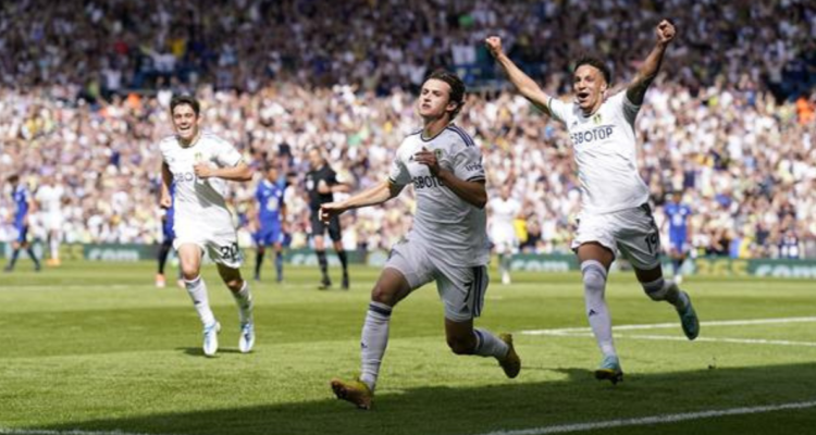 Leeds United derrota al Chelsea después de 20 años.