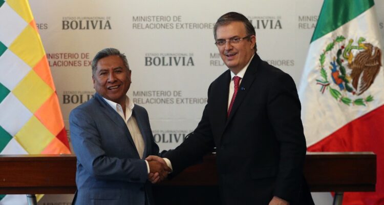 México y Bolivia anuncian coordinación por el litio más el desarrollo de un vehículo eléctrico