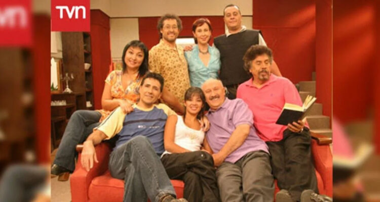 La familia de Los Venegas en una foto publicitaria de TVN.