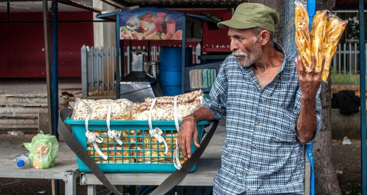 La inflación interanual de Venezuela sería de 139%, pero aseguran que en julio hubo una mejor señal