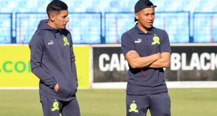 Marcelo Allende es oficializado con la camiseta del Mamelodi Sundowns