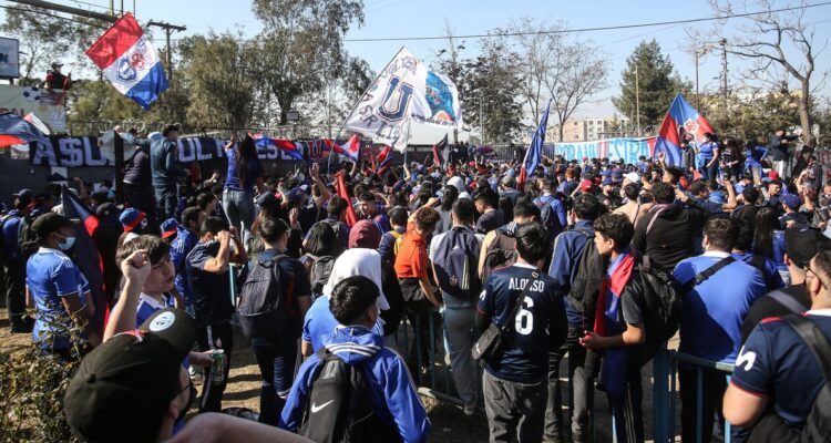Marcha contra Azul Azul acabó con 11 detenidos en La Cisterna.