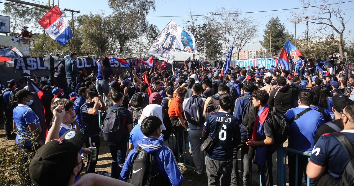 Marcha contra Azul Azul acabó con 11 detenidos en La Cisterna.