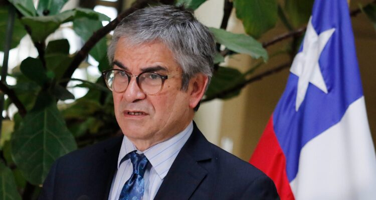 Marcel pide no compararnos con Perú y pone paños fríos: “Tenemos que reducir la incertidumbre”