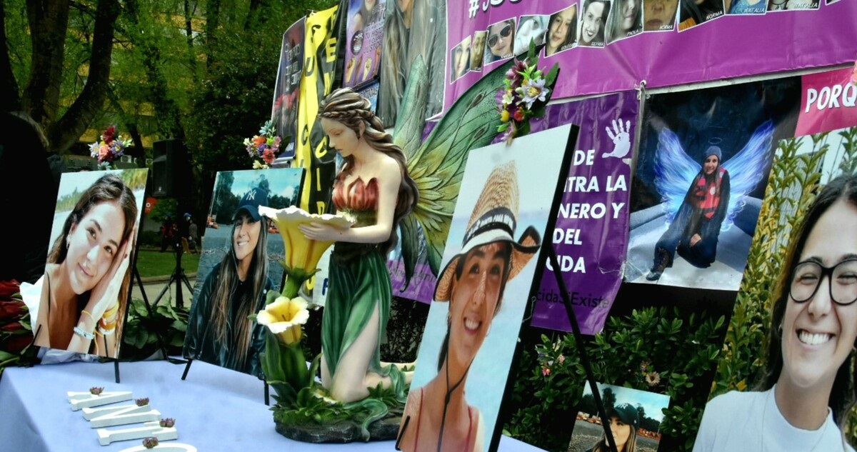 Un memorial para la víctima.
