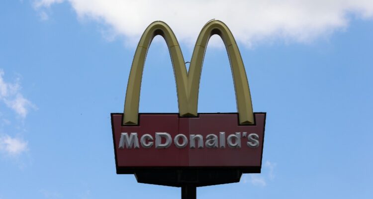 McDonald’s confirma reapertura de sus locales en Ucrania
