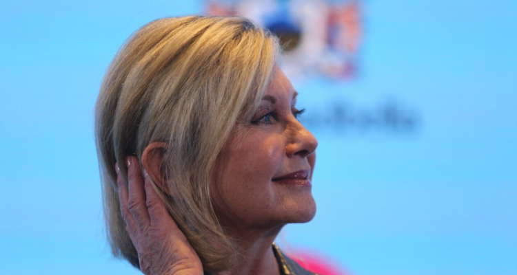 Olivia Newton-John y el cáncer