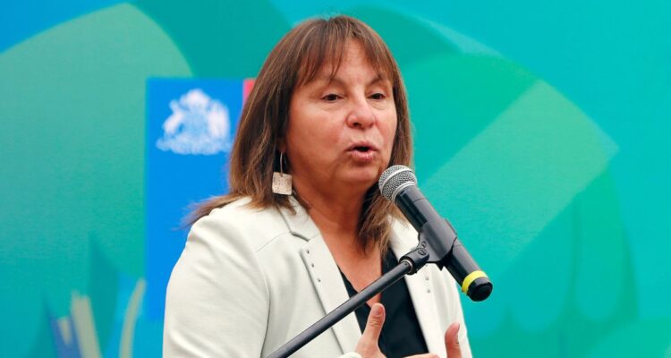 oposición renuncia vega