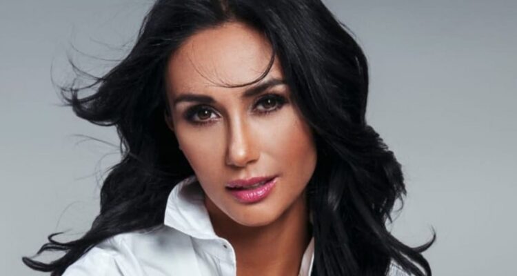 Pamela Díaz debutó en Spotify con su propio podcast: “Disculpe si nos desubicamos”