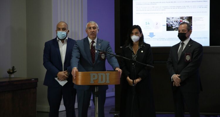 PDI desbarata banda que clonaba y vendía vehículos robados en portonazos y encerronas