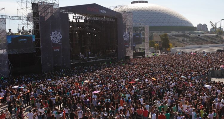 Productoras de eventos masivos se reúnen con Minsal y Mincap: “Somos los únicos sin aforos abiertos”