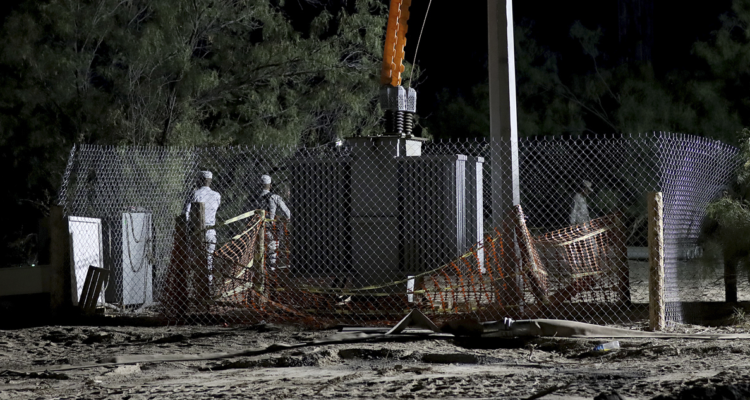 México adopta nuevo plan para salvar a 10 mineros atrapados tras inundación